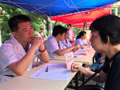 珠江医院携手沙园街开展义诊咨询活动 营养健康服务惠及居民
