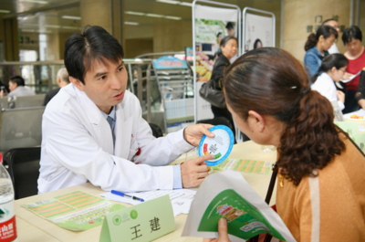 新桥医院医生提醒 新鲜蔬果才是日常零食的正确打开模式